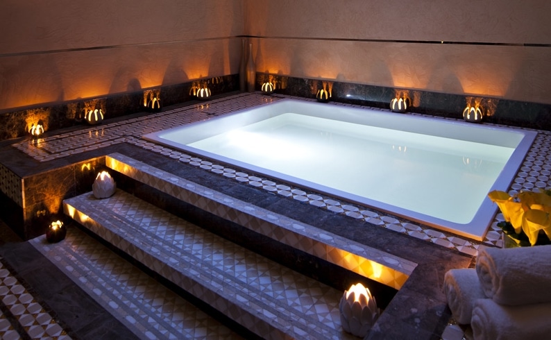 Open float therapy pool at Body Balance Massage and Float
